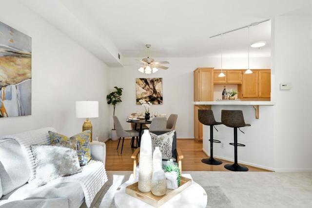 561 Manhattan Place, San Jose CA: https://media.crmls.org/mediaz/cdd01ffd-2e26-4122-873f-4985050fd6f1.jpg