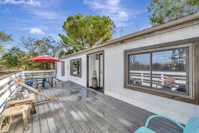 Detail Gallery Image 4 of 52 For 707 Lilac Ranch Rd, Alpine,  CA 91901 - 4 Beds | 2 Baths