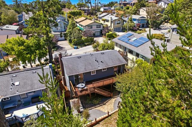 422 Portola Avenue, Half Moon Bay CA: https://media.crmls.org/mediaz/cdd03ae9-20e9-4ae6-88b5-38b73cab46d5.jpg