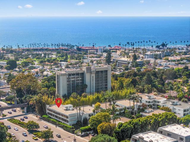 2352 Torrey Pines Rd Unit 9, La Jolla CA: https://media.crmls.org/mediaz/cdd09f5a-ed8d-4b14-991a-3dbbe4a9d113.jpg