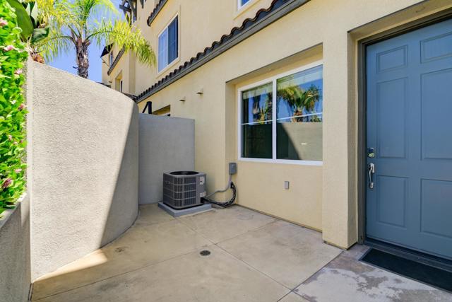 Image 2 of 31 For 7705 El Cajon Blvd  Unit 4
