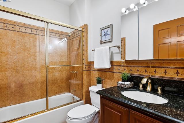1673 Richardson Court, Concord CA: https://media.crmls.org/mediaz/cdd13fa8-449b-4c9f-a106-d9e636c6846b.jpg