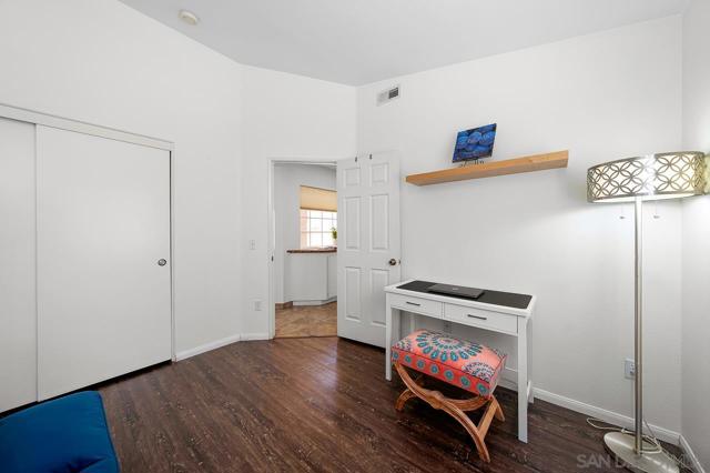 2617 LOBELIA RD, Alpine CA: https://media.crmls.org/mediaz/cdd21d71-ba36-4891-85c4-e7b55e09be15.jpg