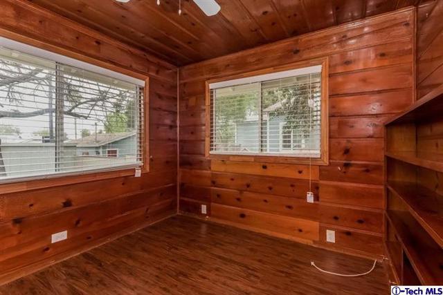 Detail Gallery Image 13 of 25 For 1890 Las Lunas St, Pasadena,  CA  - 3 Beds | 2 Baths