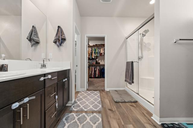 13305 Cultivate Ct, Valley Center CA: https://media.crmls.org/mediaz/cdd463ca-211b-4be5-bc48-79b2421e9cf7.jpg