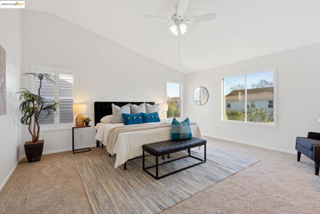 Image 15 of 32 For 3113 Carmel Bay Rd