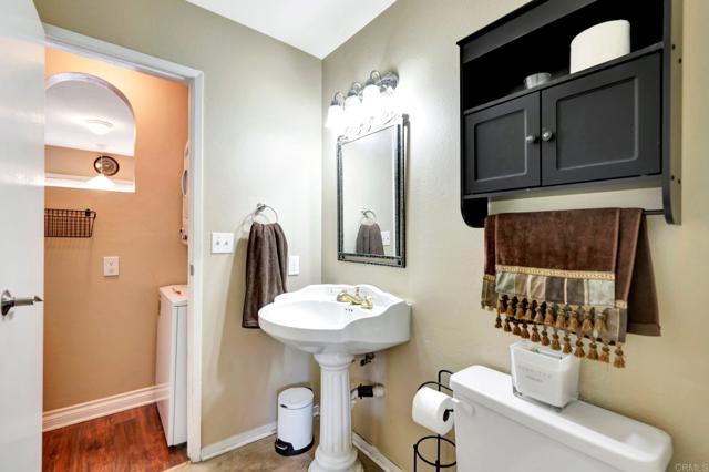Detail Gallery Image 14 of 40 For 5362 Lake Murray Blvd, La Mesa,  CA 91942 - 2 Beds | 2/1 Baths