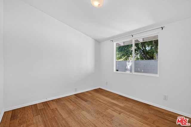 6292 Lubao Avenue photo 25