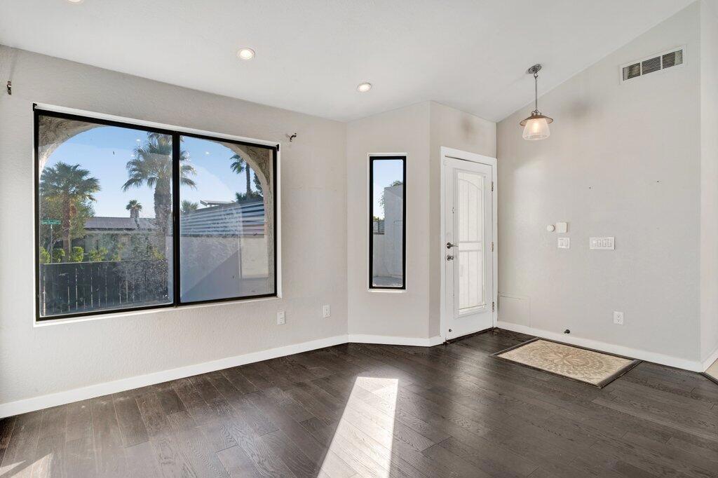 MLS #219138049DA image #12