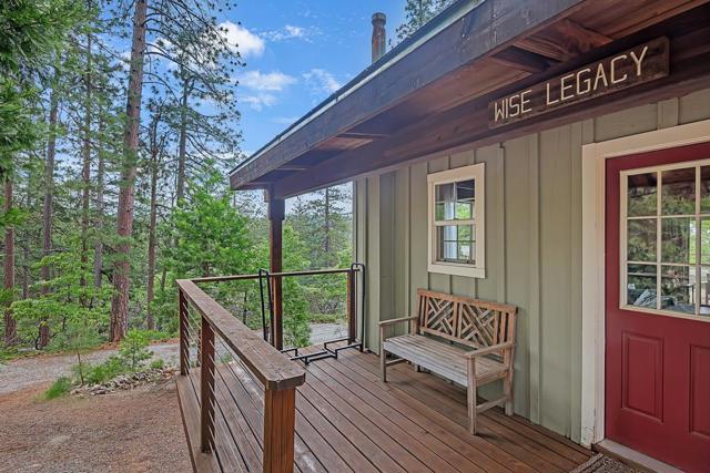 1753 Lightning Lane, Arnold CA: https://media.crmls.org/mediaz/cddae426-b899-4283-b830-c0fd1f754475.jpg