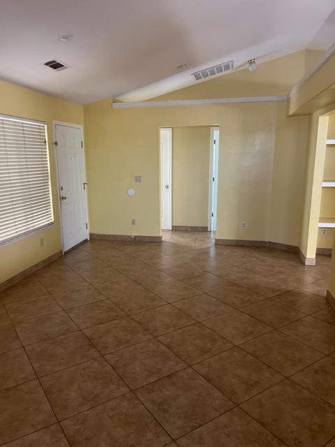 1805 Nisperos Street, Stockton CA: https://media.crmls.org/mediaz/cddb5929-802c-41b8-b598-8aa89e4c571c.jpg