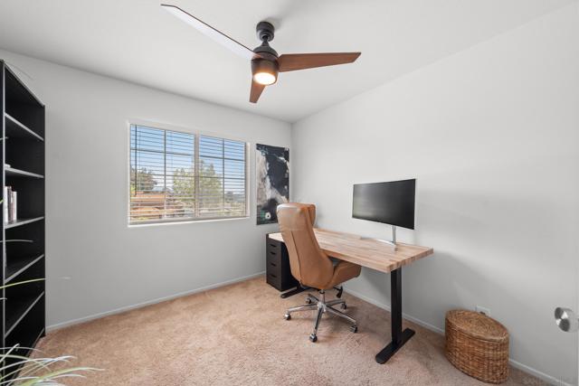 32246 Cour Meyney, Temecula CA: https://media.crmls.org/mediaz/cddc6599-f478-4e13-943d-af30552ab007.jpg