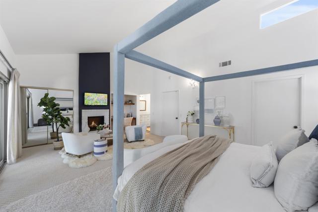 Detail Gallery Image 12 of 31 For 4670 Coralwood Cir, Carlsbad,  CA 92008 - 2 Beds | 2/1 Baths