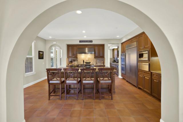 11443 Stockwood Cove, San Diego CA: https://media.crmls.org/mediaz/cddd69ea-10cc-4c29-87eb-e9ca5a15dbf3.jpg
