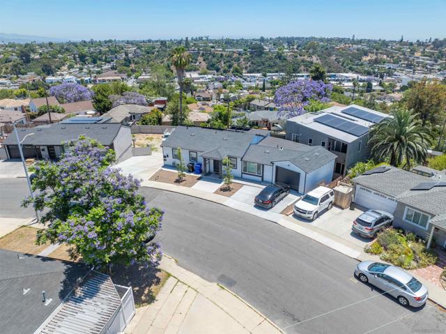 6283 Lorca Drive, San Diego CA: https://media.crmls.org/mediaz/cddd8be3-8261-49fb-ab25-649e01df2b2d.jpg