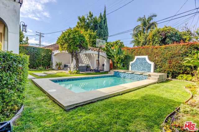 127 Willaman Drive, Beverly Hills, California 90211, 4 Bedrooms Bedrooms, ,5 BathroomsBathrooms,Single Family Residence,For Sale,Willaman,24369581