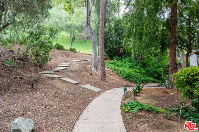 3480 Barham Boulevard, Los Angeles CA: https://media.crmls.org/mediaz/cdddd59c-88df-42db-bd26-270628c31722.jpg