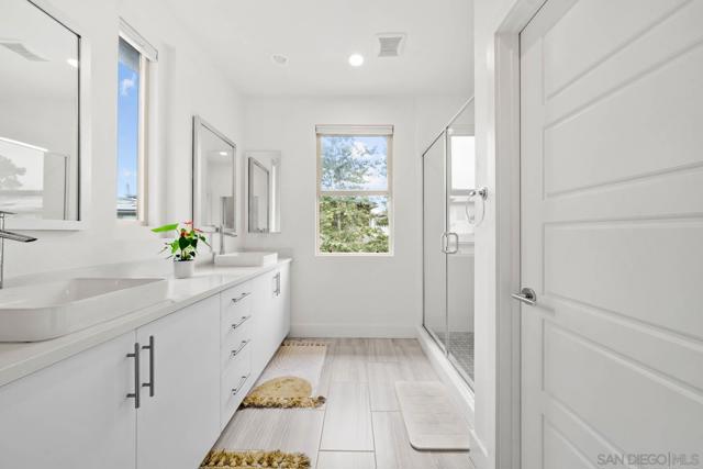 2335 Aperture Circle, San Diego CA: https://media.crmls.org/mediaz/cdde619d-98e5-45f4-a1ff-3bd7f97d470a.jpg
