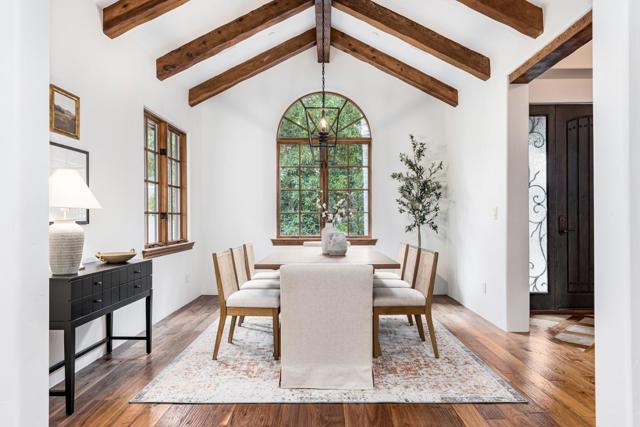 114 Zanzibar Drive, Aptos CA: https://media.crmls.org/mediaz/cddf3ccf-d42c-4afa-995d-c42c6de4fc4d.jpg