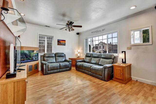 241 Terrace Avenue, San Bruno CA: https://media.crmls.org/mediaz/cddfc800-e6e0-4f8d-92a3-175159b2f920.jpg
