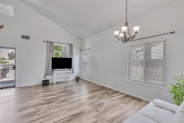 2191 Spruce Drive, Hollister CA: https://media.crmls.org/mediaz/cde0a0af-793b-40cf-9728-ae3bf6268226.jpg