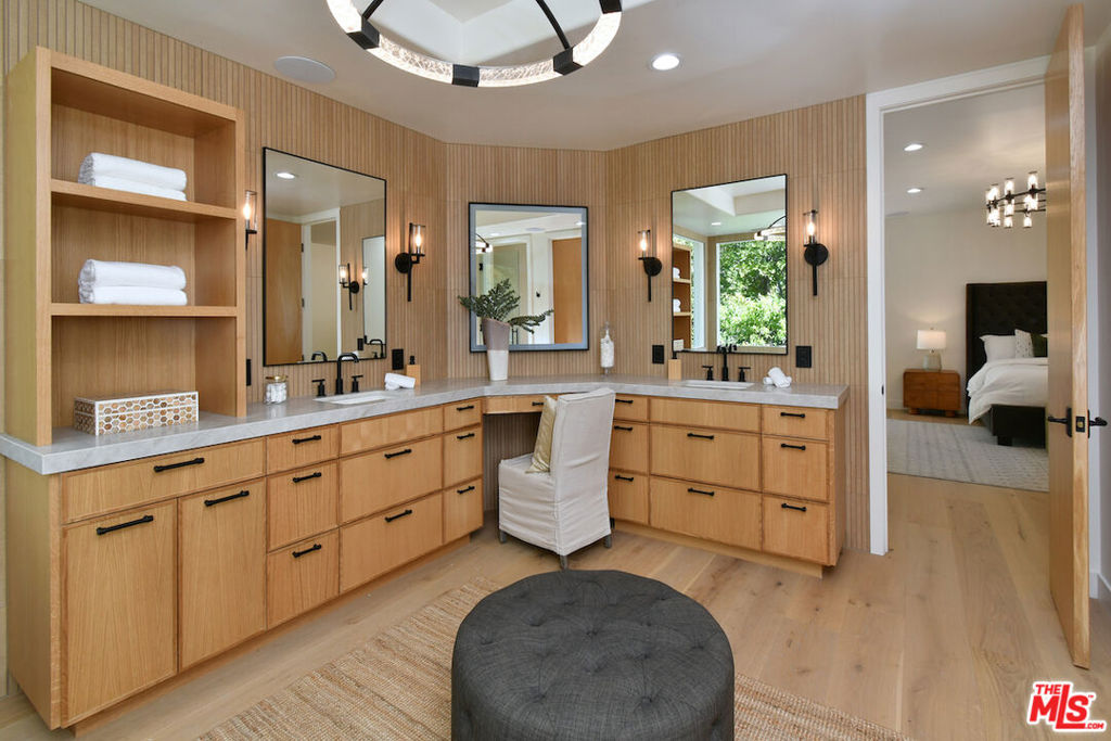 MLS #26858919 image #37