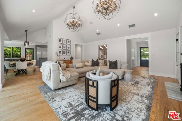 Drew Fenton | 2701 Roscomare Road Los Angeles CA | MLS: 7459872 Drew Fenton | 2701 Roscomare Road Los Angeles CA | MLS: 7459872