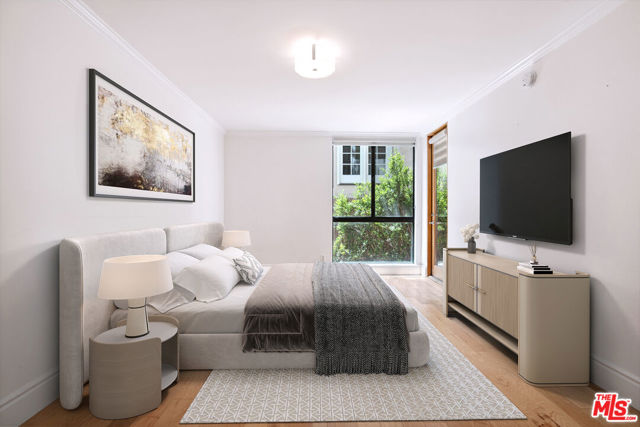 1250 S Beverly Glen Boulevard, Los Angeles CA: https://media.crmls.org/mediaz/cde3c210-0c1c-4634-b82b-2e9512da654c.jpg