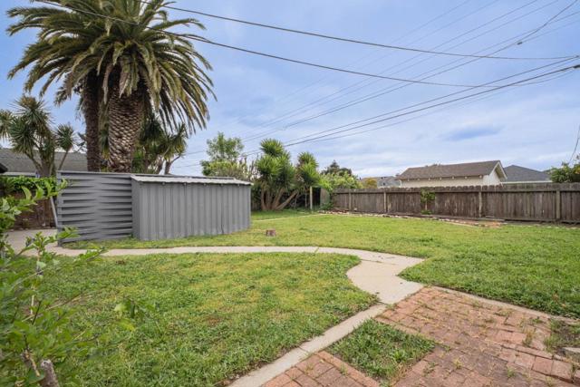 322 Chaparral Street, Salinas CA: https://media.crmls.org/mediaz/cde3e21b-c9ec-4bc2-87ef-182a9b42cc5d.jpg