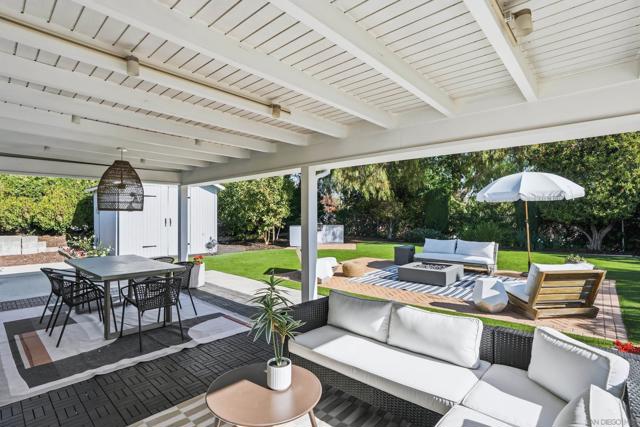 6625 Casselberry Way, San Diego CA: https://media.crmls.org/mediaz/cde59e33-ef27-44a7-9e76-67e1408651d9.jpg