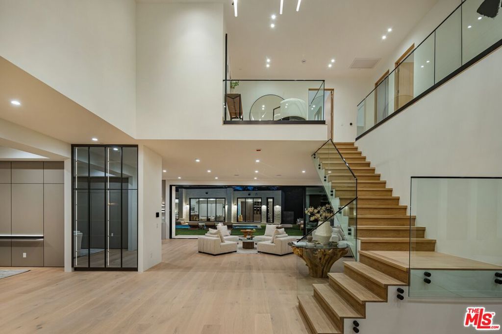MLS #26847857 image #1