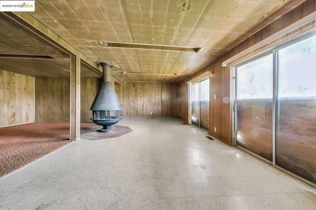 11201 Lochard Street, Oakland CA: https://media.crmls.org/mediaz/cde72941-3a3d-42ad-96fb-82e83426aa0d.jpg