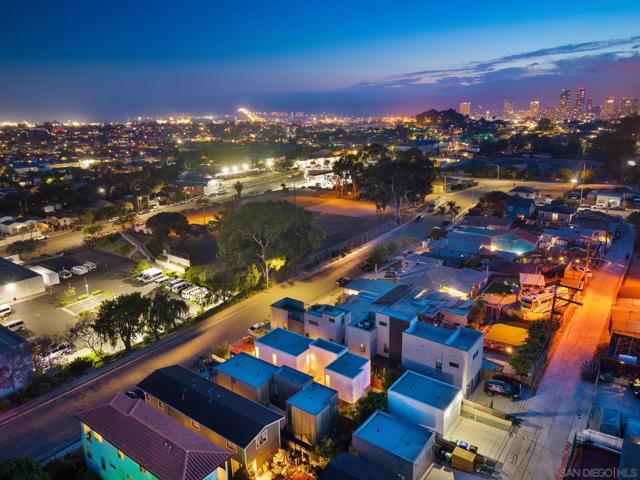 3068 G St., San Diego CA: https://media.crmls.org/mediaz/cde76ec2-bfa0-4935-af6b-bab1819ae2b5.jpg