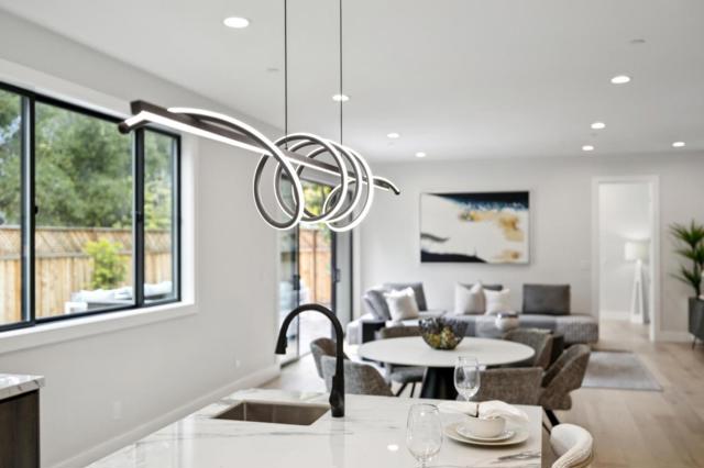 1074 Riverside Drive, Los Altos CA: https://media.crmls.org/mediaz/cde7a83b-49cb-4db0-956b-2d8d1ceb804e.jpg