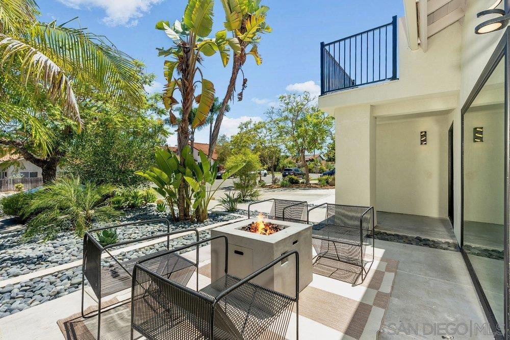 248 Avenida De Los Claveles - photo 4