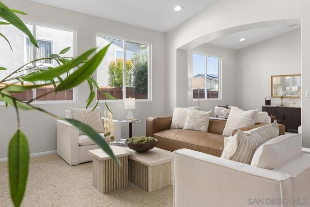 987 Palencia Ct, Chula Vista CA: https://media.crmls.org/mediaz/cdea5058-d1a7-4c40-878e-9b1821a31407.jpg