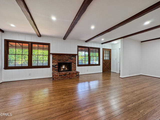 5028 El Adobe Lane, La Crescenta CA: https://media.crmls.org/mediaz/cdeab012-d8c4-4081-b760-494ac46e53ce.jpg