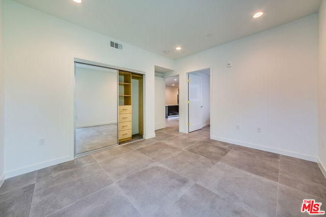 214 S Westmoreland Avenue, Los Angeles CA: https://media.crmls.org/mediaz/cdeadd1e-d986-409c-8c79-ddf17b97339c.jpg