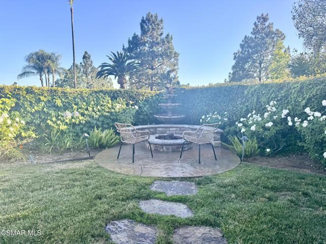 4984 Corral Street, Simi Valley CA: https://media.crmls.org/mediaz/cded06a4-8704-42d4-8da6-22854afe9792.jpg