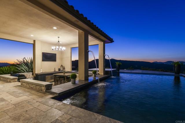328 AMY WAY, Alpine CA: https://media.crmls.org/mediaz/cded13c9-ce84-4402-985c-3fe9a94d4028.jpg