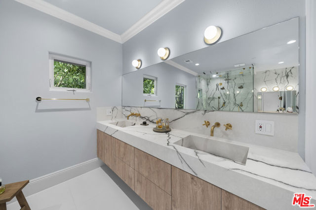 Image 24 of 49 For 12917 Galewood Street