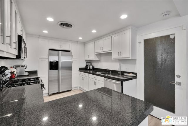 45644 Indian Wells Lane, Indian Wells, CA 92210