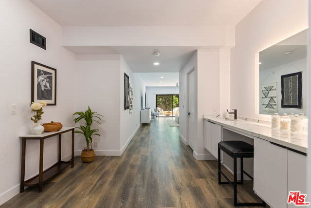 1210 N Kings Road, West Hollywood CA: https://media.crmls.org/mediaz/cdf1054b-68b0-4731-afd8-699094c66173.jpg