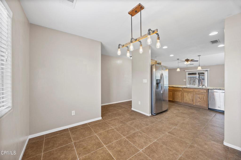 MLS #V1-29786 image #10