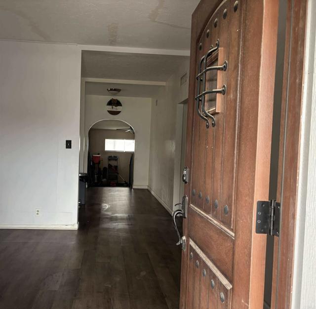 Detail Gallery Image 4 of 19 For 1115 S 6th St, El Centro,  CA 92243 - 3 Beds | 2 Baths