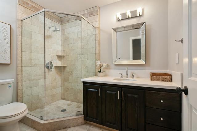 5918 Germaine Lane, La Jolla CA: https://media.crmls.org/mediaz/cdf1d9f9-0f63-4cec-a40b-f6ab9cc88fe3.jpg