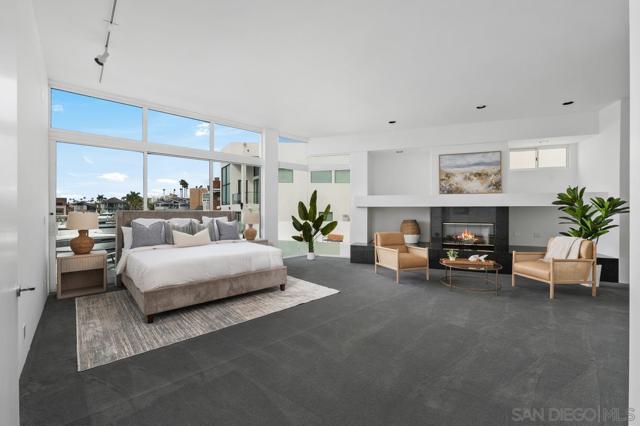 Image 25 of 50 For 25 Green Turtle Rd