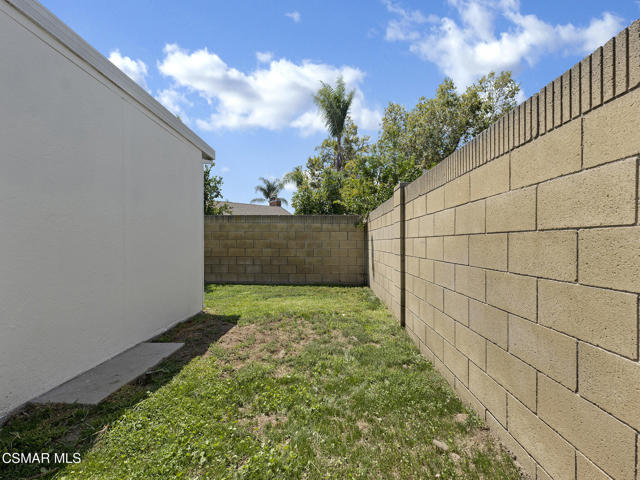 2264 Cochran Street, Simi Valley CA: https://media.crmls.org/mediaz/cdf53e81-4162-4380-b0a5-2232ab69bc6d.jpg