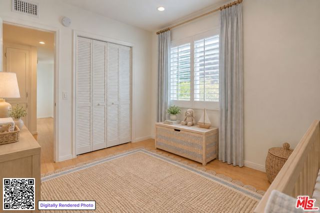 1730 Palisades Drive photo 12