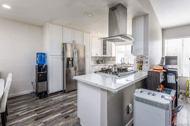 2749 Pikake St, San Diego CA: https://media.crmls.org/mediaz/cdf6f578-b696-4d06-bb70-4e2d2a6002f5.jpg